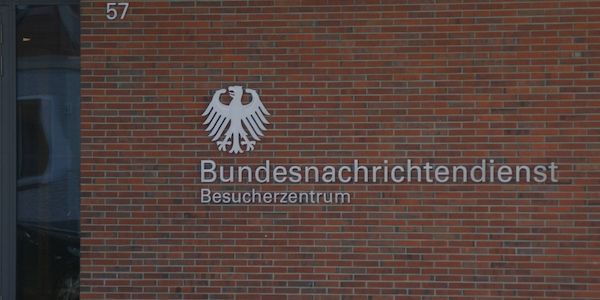 Grüne drängen Regierung zur Reform der Geheimdienste