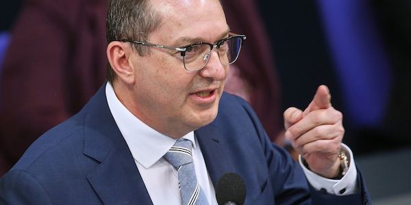 Dobrindt will Migranten EU-weit in Drittstaaten abschieben