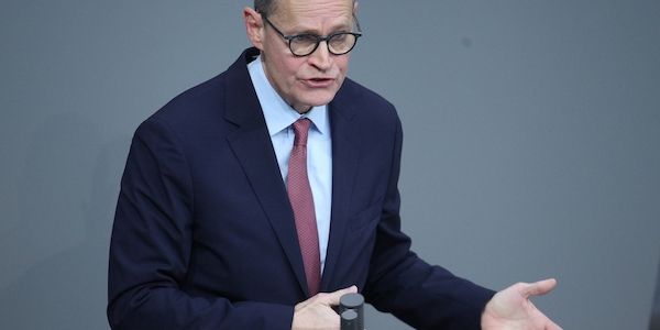 SPD-Politiker beklagen Bedeutungsverlust in der Außenpolitik