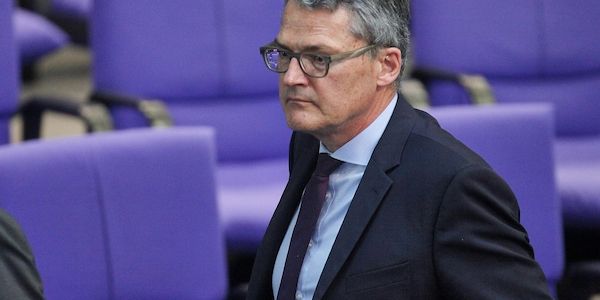 Kiesewetter beklagt Nichtnominierung für PKGr