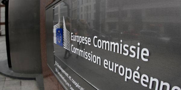 EU-Kommission verhängt Millionenstrafe gegen Lieferdienste