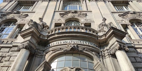 Zahl der Klagen gegen Asylbescheide um 67 Prozent gestiegen