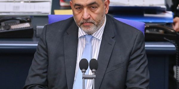 Nouripour mahnt zu ehrlichem Dialog mit Israel