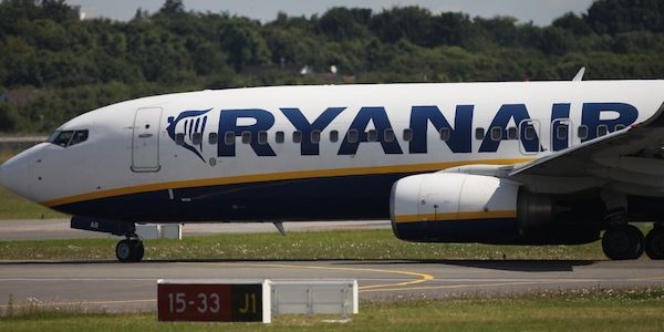 Ryanair-Maschine muss in Memmingen notlanden - Mehrere Verletzte