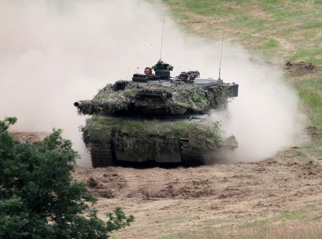 Umfrage: Mehrheit für Erhöhung des Nato-Ziels auf fünf Prozent