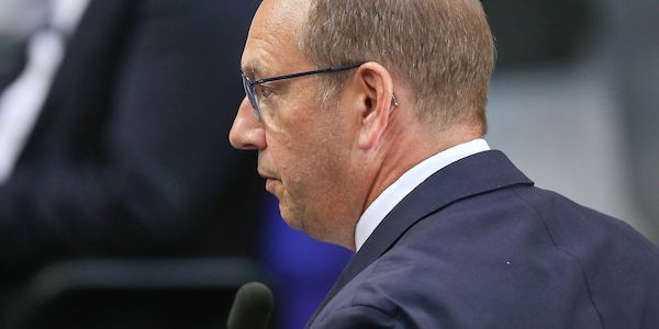 Otte drängt auf Wehrpflicht und Rentenpunkte für Soldaten