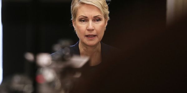 Schwesig kritisiert unfairen Umgang mit Frauen in der Politik
