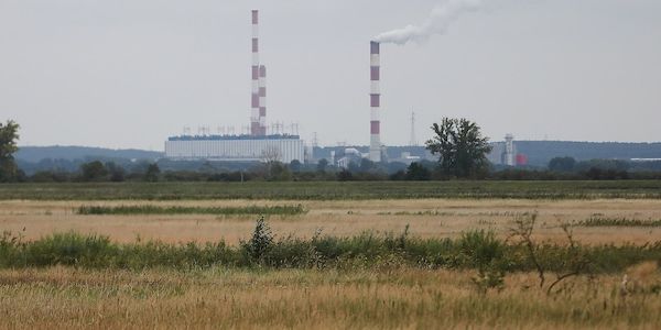 Stromerzeugung zu Jahresbeginn mehrheitlich aus fossilen Quellen