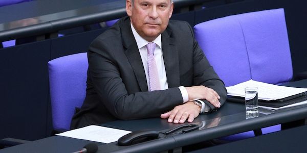 Poseck sieht keinen zusätzlichen Handlungsbedarf beim Waffenrecht