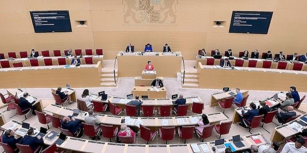 Ex-CSU-Chef Huber rät Bayern zum Schuldenmachen