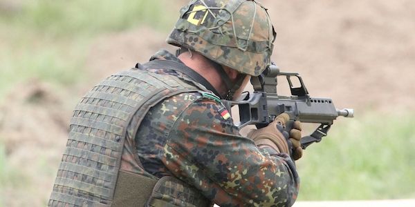Otte wirft Pistorius Versäumnisse bei Modernisierung vor