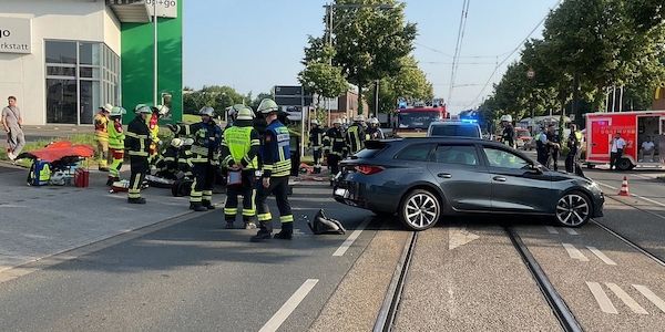 Schwerer Verkehrsunfall in Dortmund - Vier Verletzte