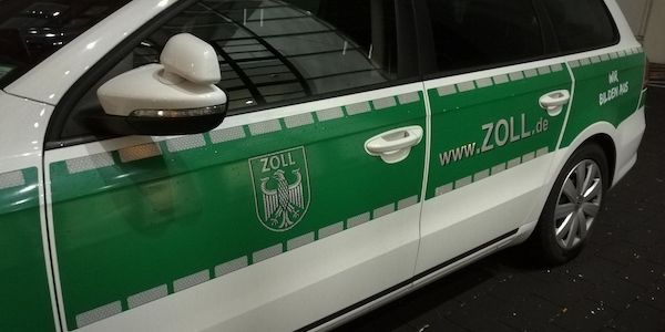 Zoll durchsucht Objekte in mehreren Bundesländern wegen Schwarzarbeit