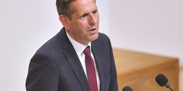 Lies sorgt sich um jüdische Einrichtungen