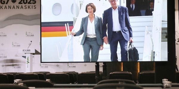 Forsa: Hälfte mit Merz` Auslandsauftritten zufrieden