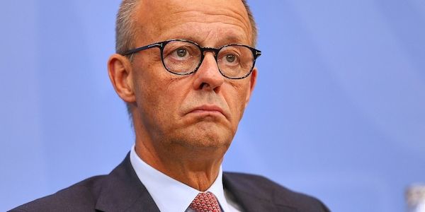 Linke und AfD fordern Merz zu Gespräch mit Putin auf