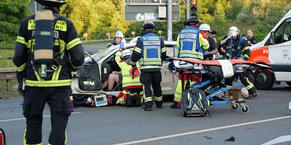 Schwerer Verkehrsunfall auf B236 in Dortmund