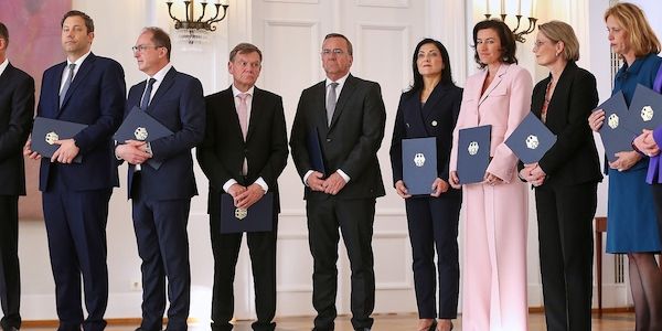 Holznagel kritisiert Stellenaufbau der Bundesregierung