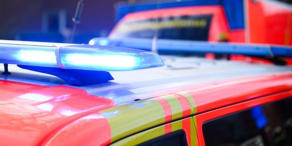 Frau in Berlin-Wedding von Auto erfasst und schwer verletzt