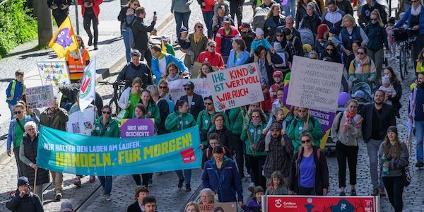 Zu wenig Personal - Kita-Proteste in Potsdam und Cottbus