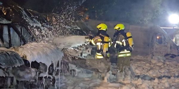 Havelland: Brennende Transporter - Fast eine Million Euro Schaden
