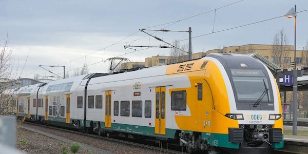 Vollsperrungen auf Bahnlinie RE1 von Potsdam nach Berlin