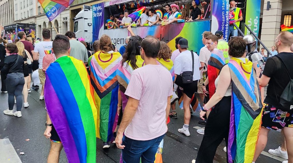 Klöckner verteidigt Position zum CSD
