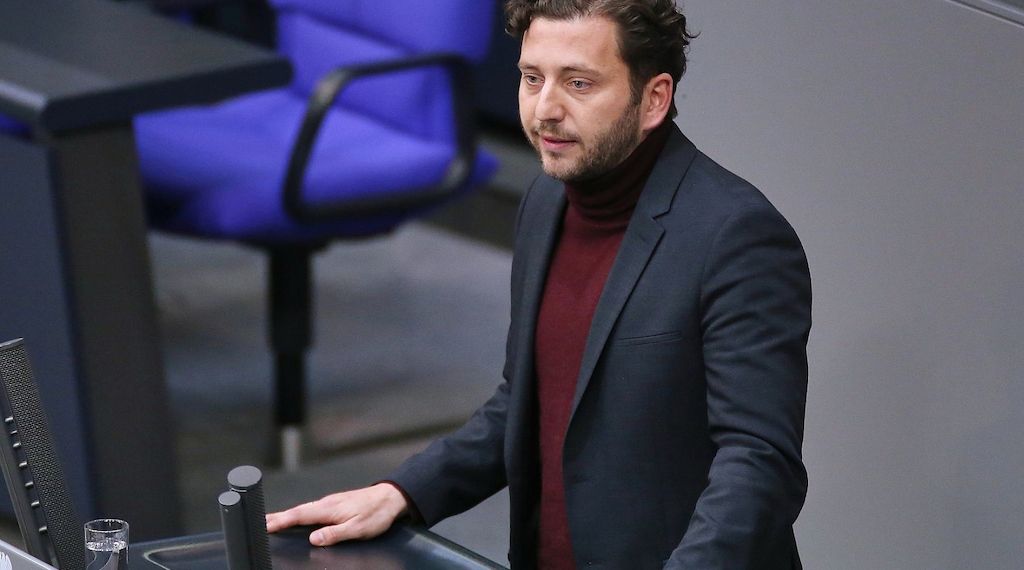 Grünen-Chef drängt auf AfD-Verbotsverfahren
