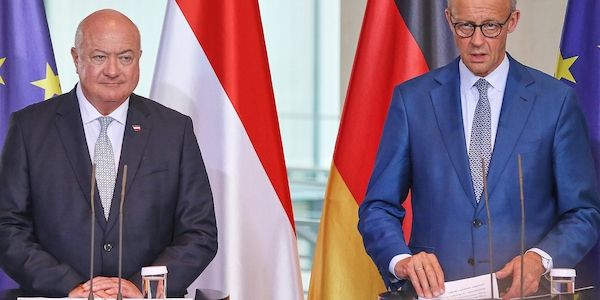 Merz dankt Österreichs Bundeskanzler für Zusammenarbeit an Grenze