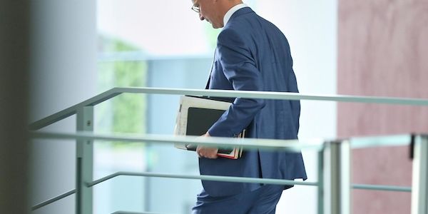 NRW-Landesregierung und Wirtschaftsbosse treffen EU-Kommissionspräsidentin in Brüssel