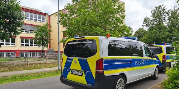 Reizgas versprüht - 40 Kinder in Falkensee behandelt