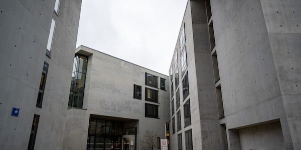 Prozess nach tödlichem Autounfall: Angeklagter gesteht