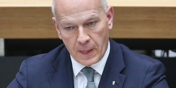 Berlins Regierender unterstützt Dobrindts Zurückweisungen