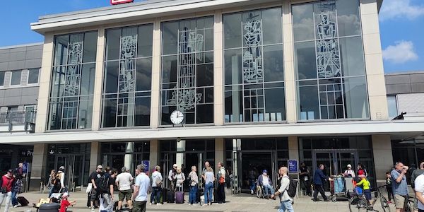 Neuer Bodenbelag für Passage am Dortmunder Hauptbahnhof
