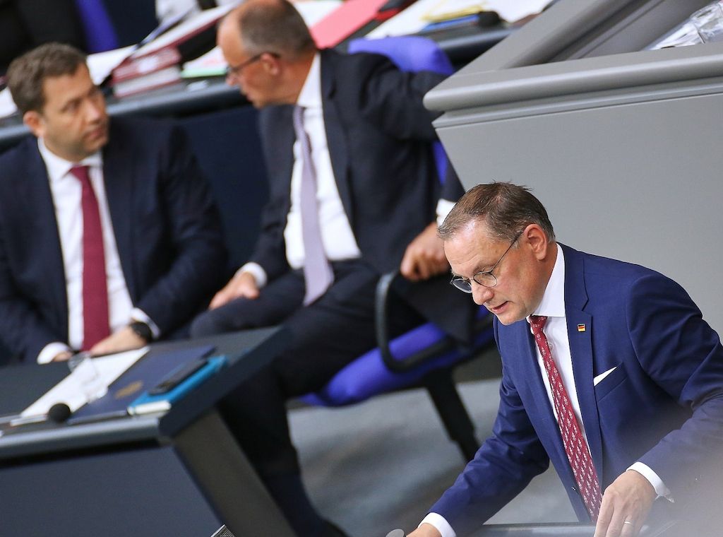 Bundesregierung unterhält "normale" Kommunikation zur AfD