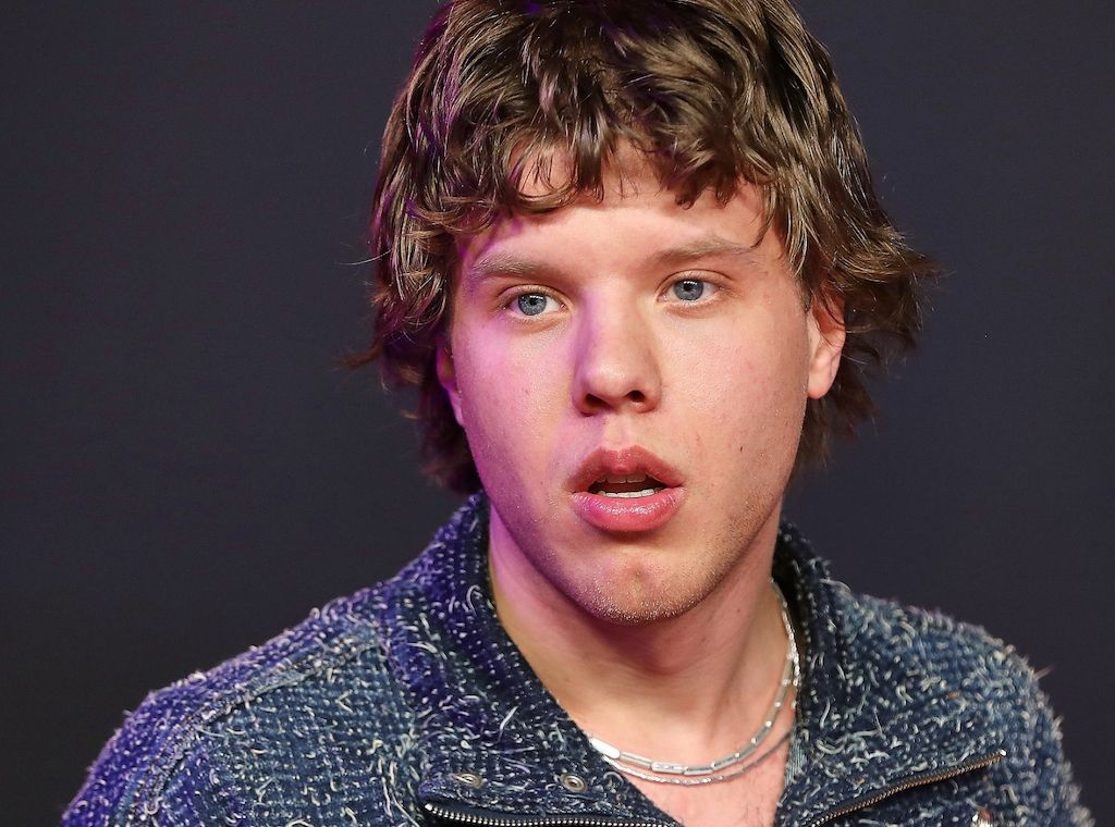 Alex Warren an Spitze der Single-Charts - Zartmann holt Silber
