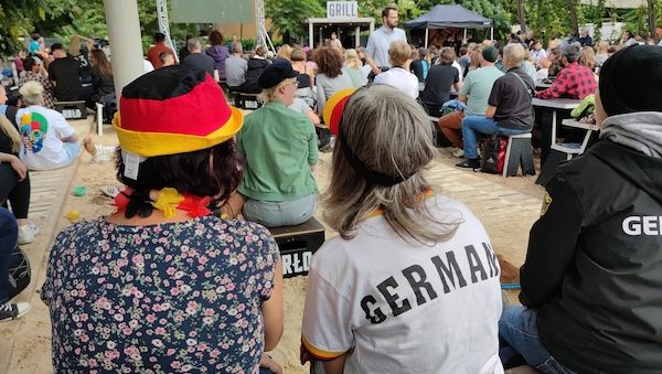 Frauen-EM: Deutschland gewinnt erstes Gruppenspiel gegen Polen