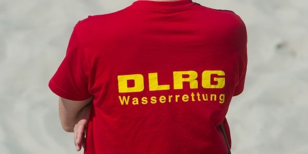 Berlin: DLRG-Schwimmer rettet Fünfjährigen vor dem Ertrinken