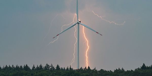 Schweres Unwetter zieht Richtung Berlin und Brandenburg
