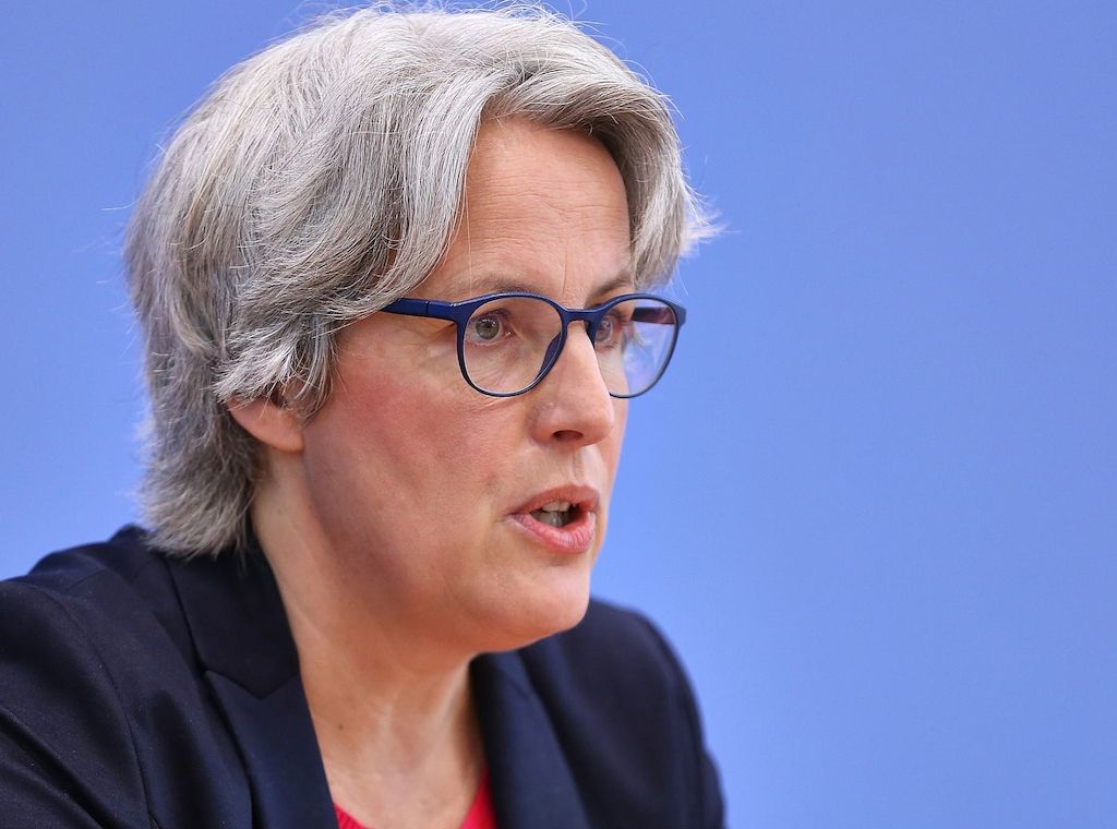 Missbrauchsbeauftragte fordert Rente für ehemalige Heimkinder