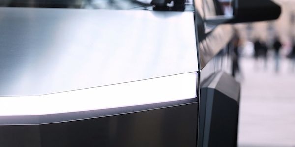 Ost-Wirtschaft sieht Tesla-Standort wegen Grenzkontrollen gefährdet