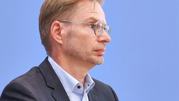 Steuerzahler-Bund warnt vor Verdoppelung der Zinskosten bis 2029