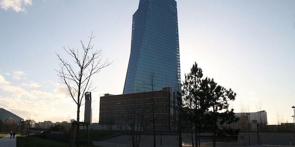 EZB-Ratsmitglied deutet Zinspause im Juli an