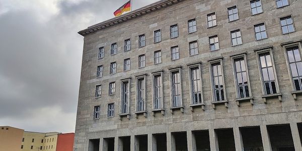 Klingbeil setzt erstmals Stabsstelle für Außenpolitik ein