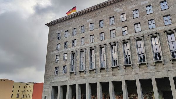 Klingbeil setzt erstmals Stabsstelle für Außenpolitik ein