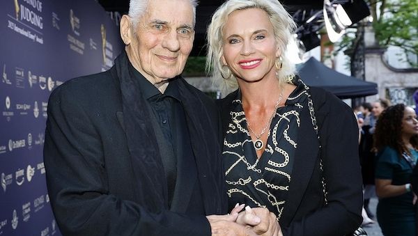 Schauspieler Heinz Hoenig zeigt sich nach Krankheit wieder öffentlich