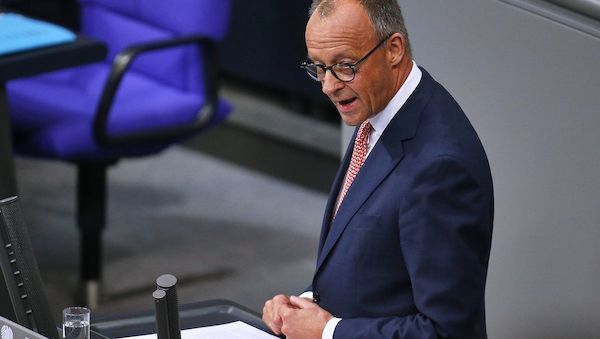 Merz verteidigt außenpolitischen Fokus