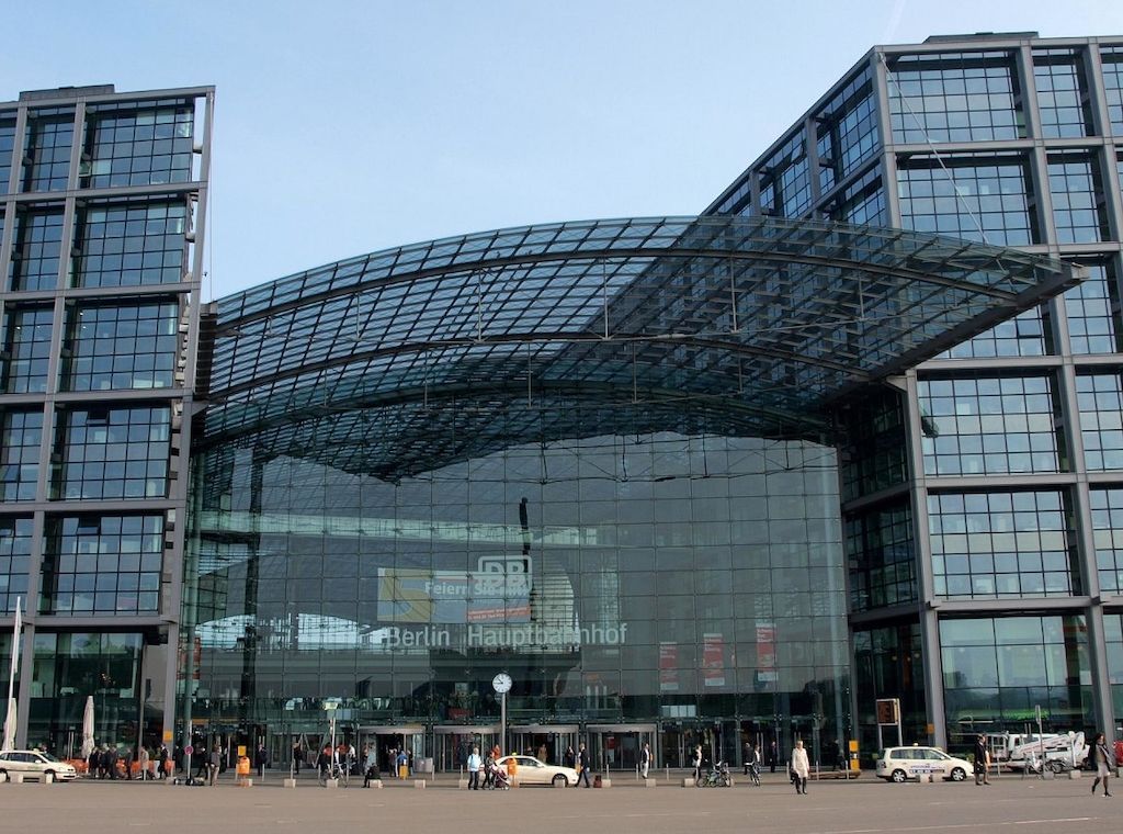 Drei Männer nach Prügelei im Berliner Hauptbahnhof festgenommen