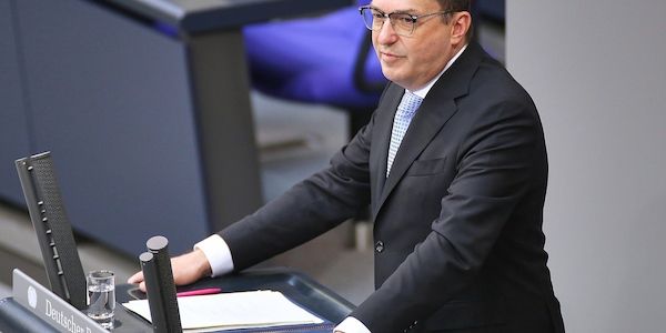 Dobrindt verspricht Ausbau der Cyberabwehr