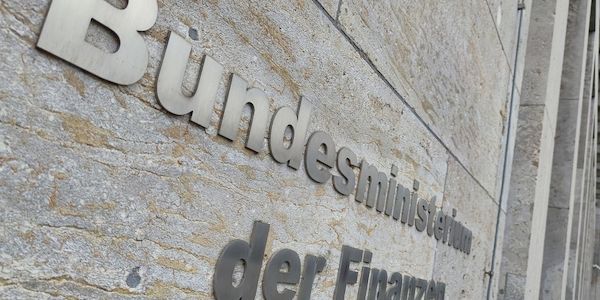 Baden-Württembergs Finanzminister kritisiert Schuldenpaket